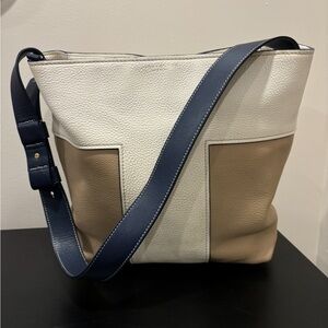 Tory Burch Block T Pebbled Leather Shoulder Bag White Tan Navy Adjustable Strap